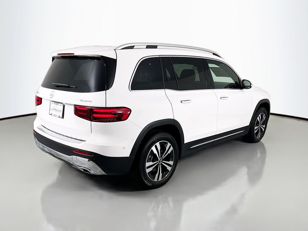 Used 2025 White Mercedes-Benz GLB 250 image 9