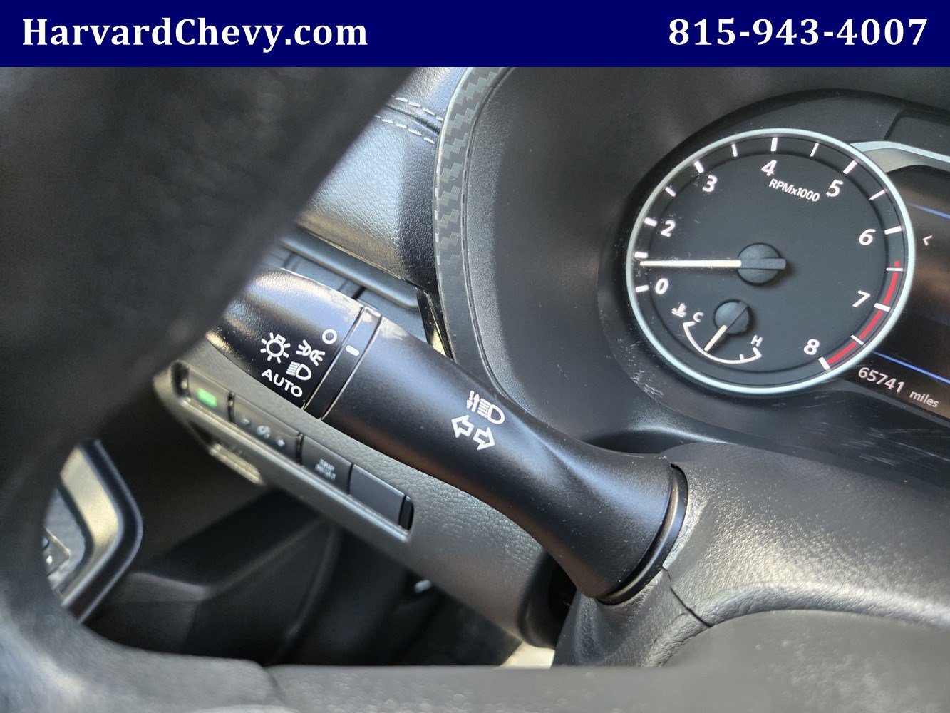 Used 2024 Red Nissan SV Xtronic CVT image 19