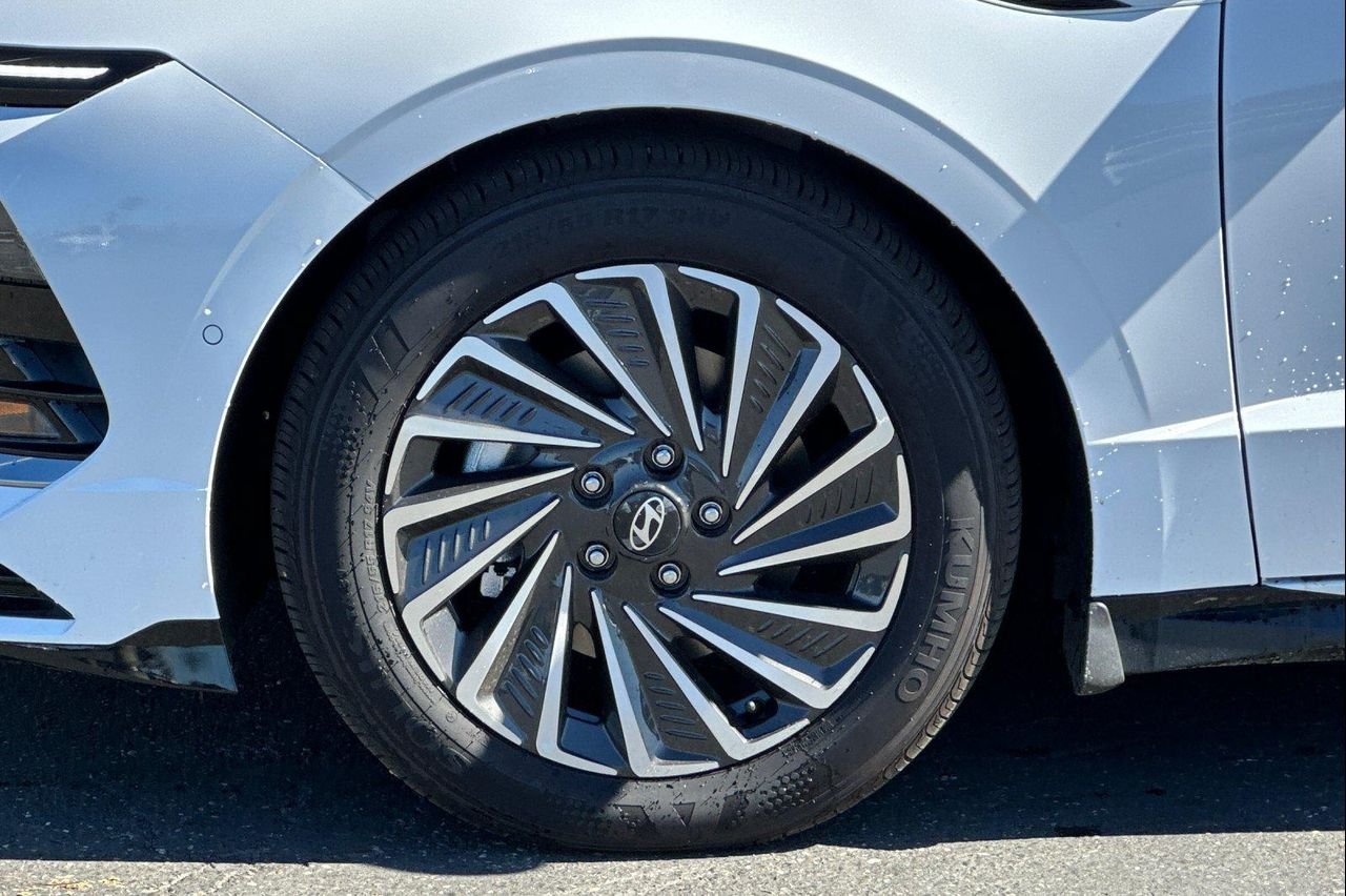 New 2026 Serenity White Hyundai Limited image 25