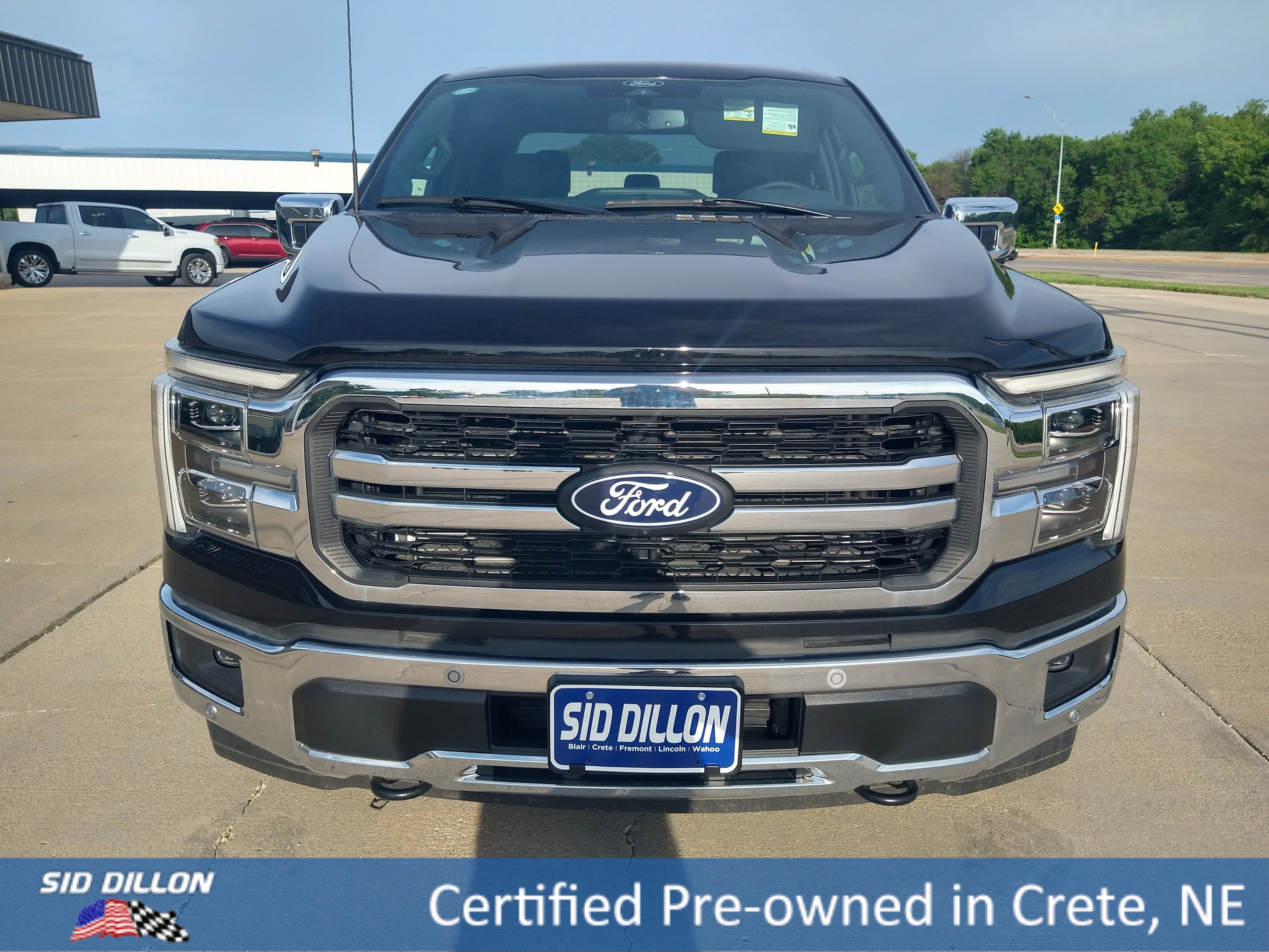 Used 2025 Agate Black Metallic Ford LARIAT image 14