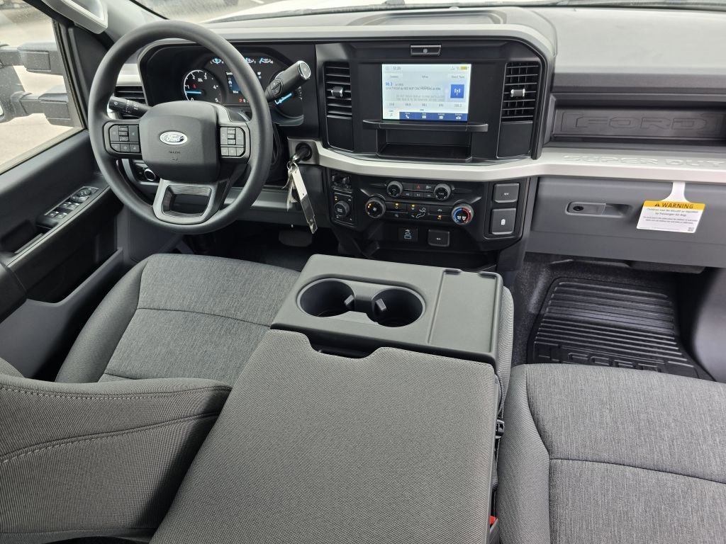 New 2026 Oxford White Ford XL image 32