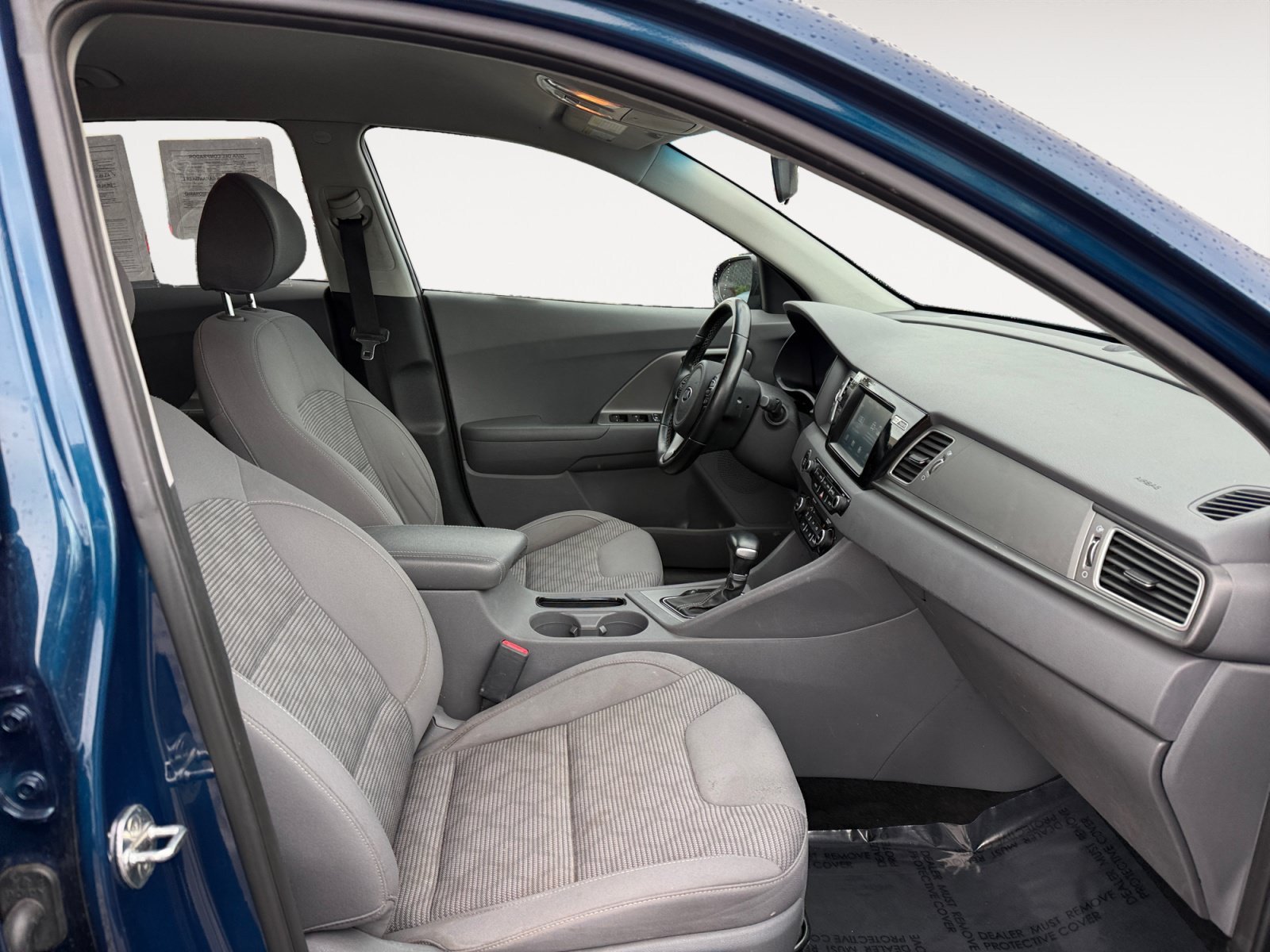 Used 2018 Deep Cerulean Kia LX image 19