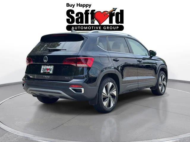 Used 2024 Black Volkswagen 1.5T SE image 9