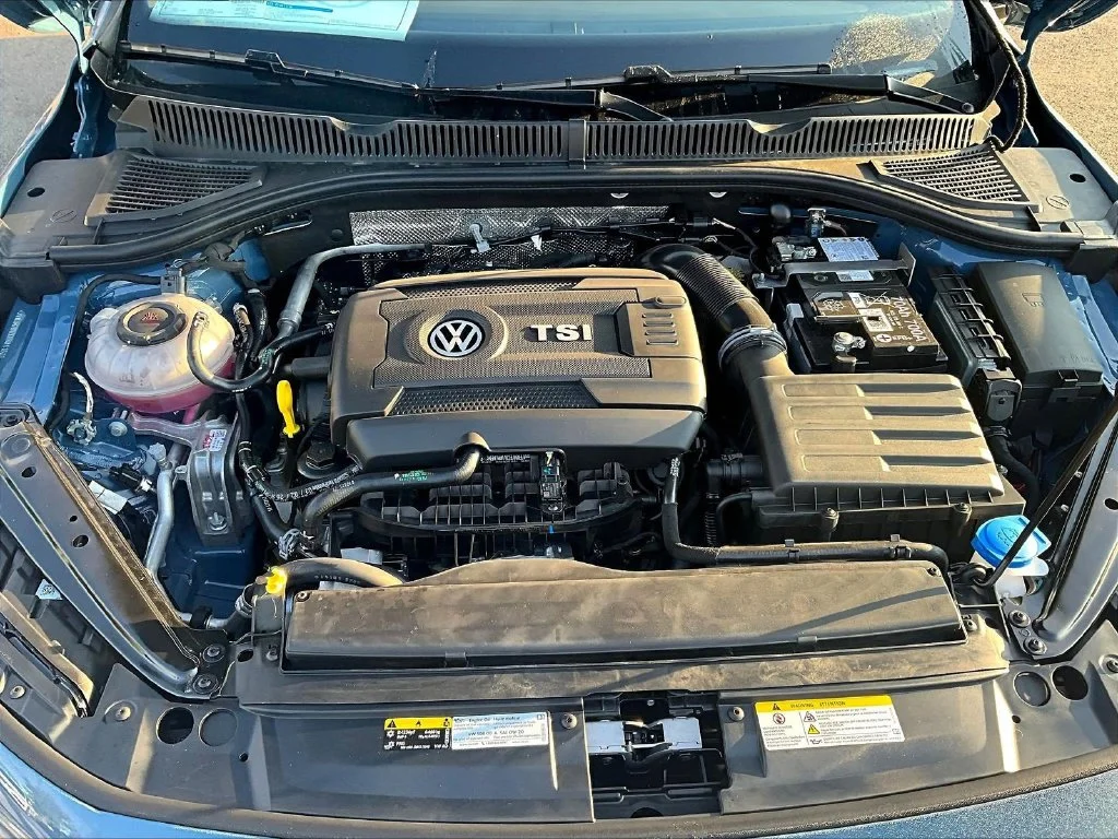 New 2027 Monterey Blue Pearl Volkswagen 2.0T Autobahn image 12