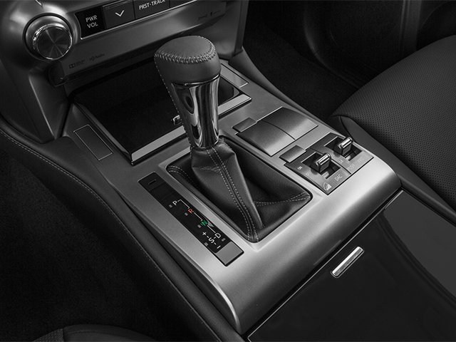 Used 2014 Starfire Pearl Lexus 460 image 10