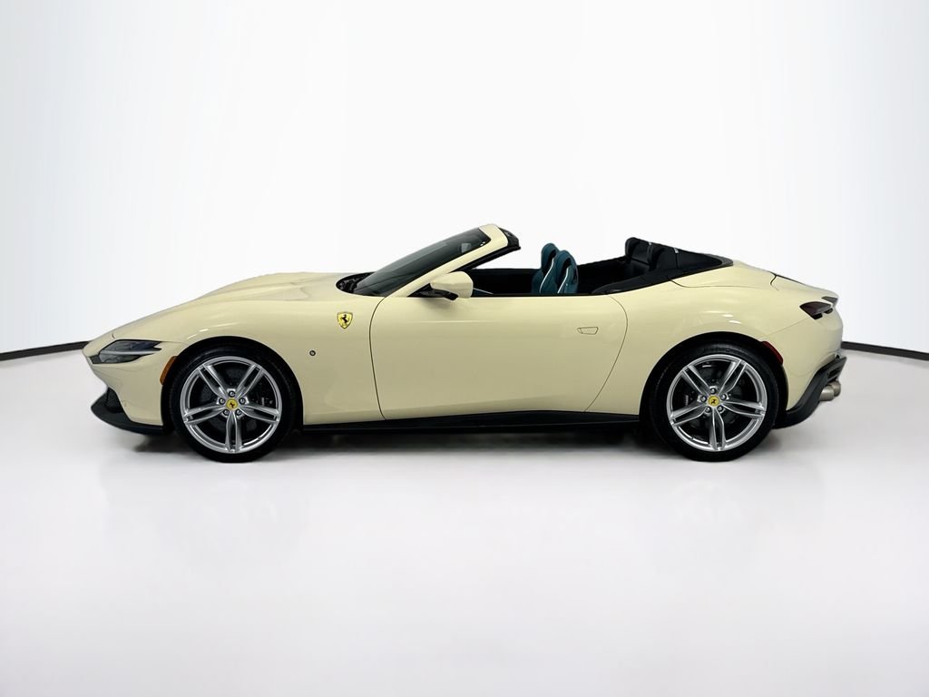 Used 2025  Ferrari Base image 8