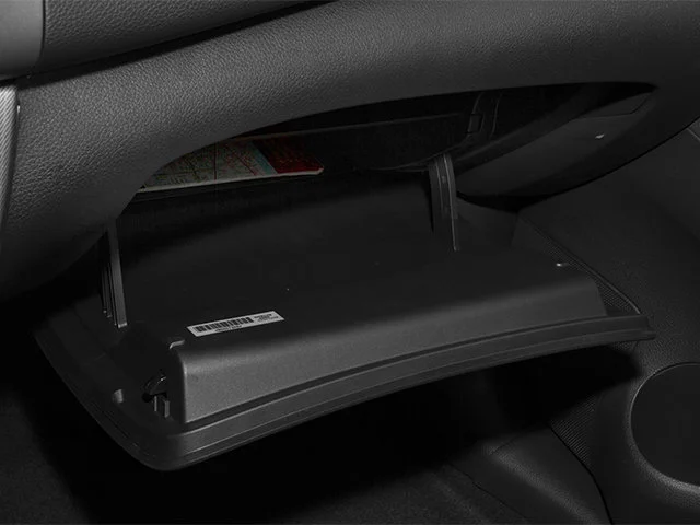 Used 2013 Super Black Nissan SR image 19