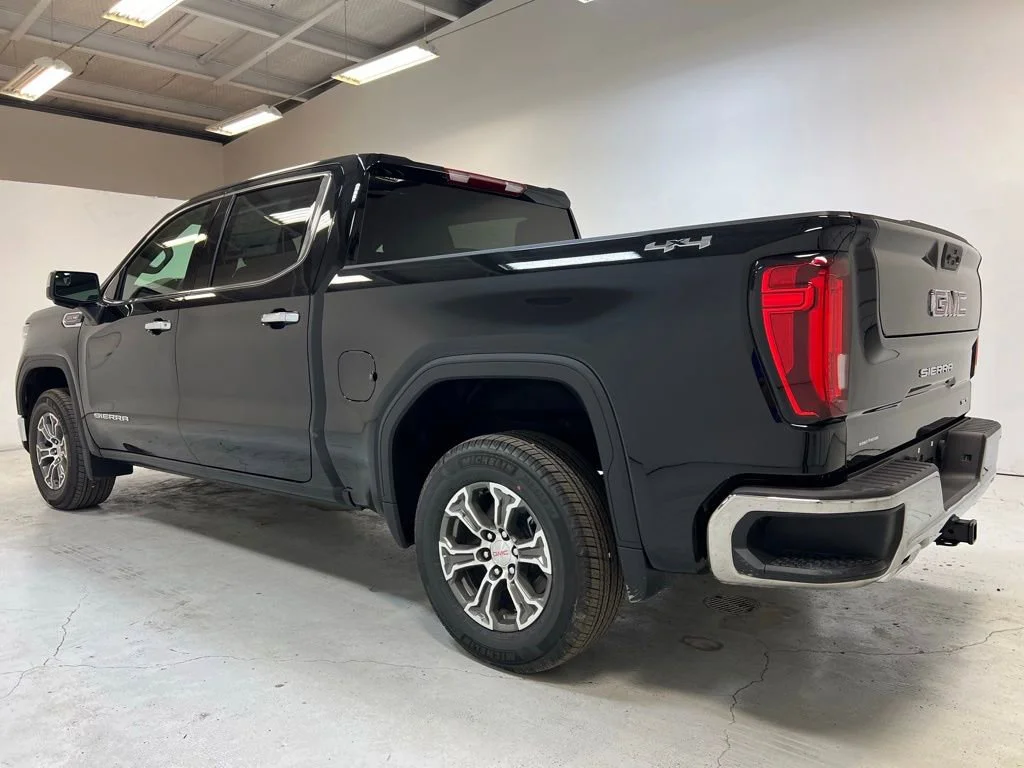 New 2026 Onyx Black GMC SLT image 10