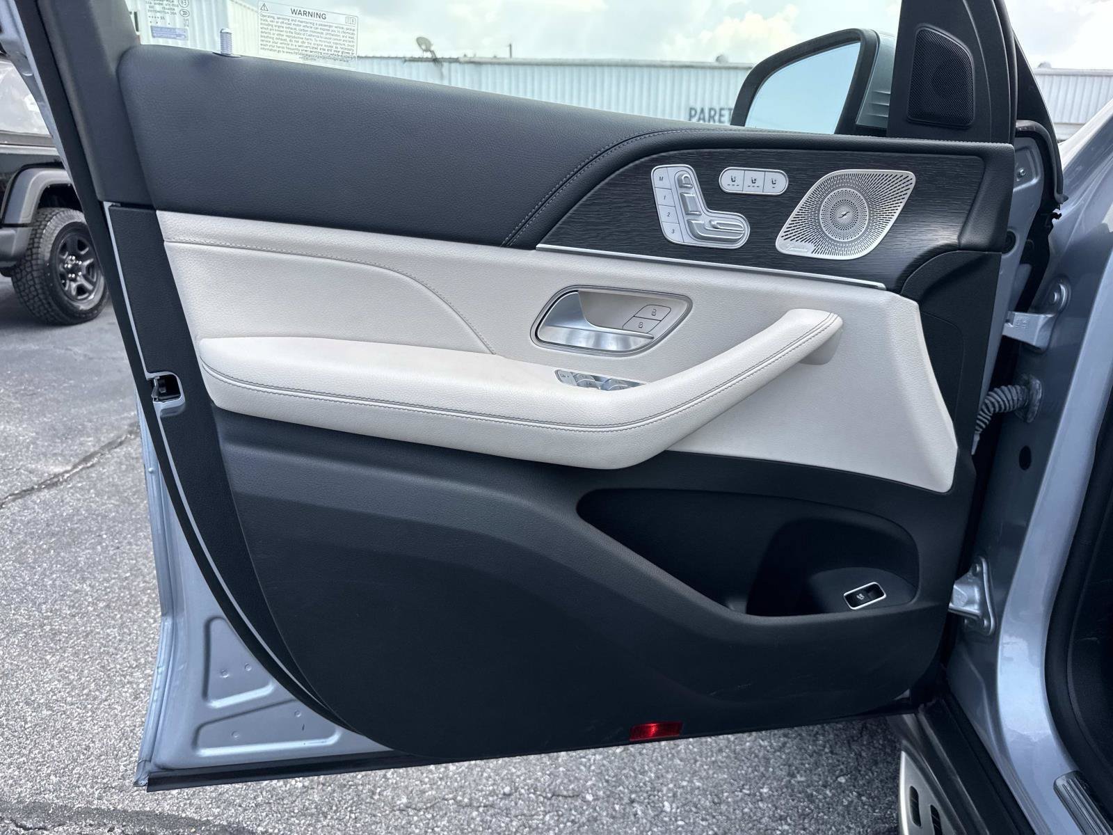 Used 2023 Silver Mercedes-Benz GLE 450 image 20