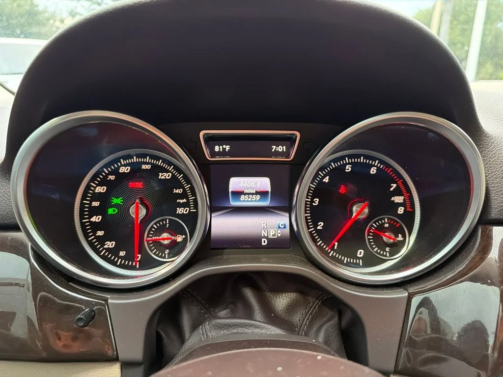 Used 2018 Blue Mercedes-Benz GLE 350 image 2