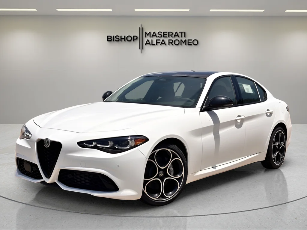 New 2026 White Alfa Romeo Base image 2