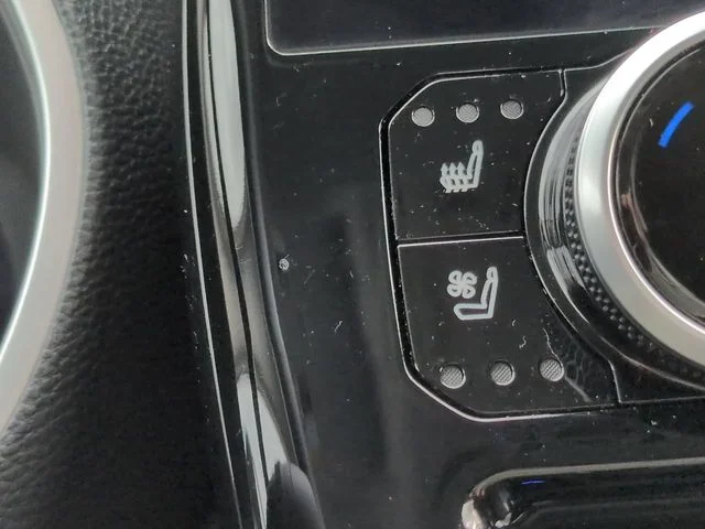 Certified Used 2024  Toyota Limited image 23
