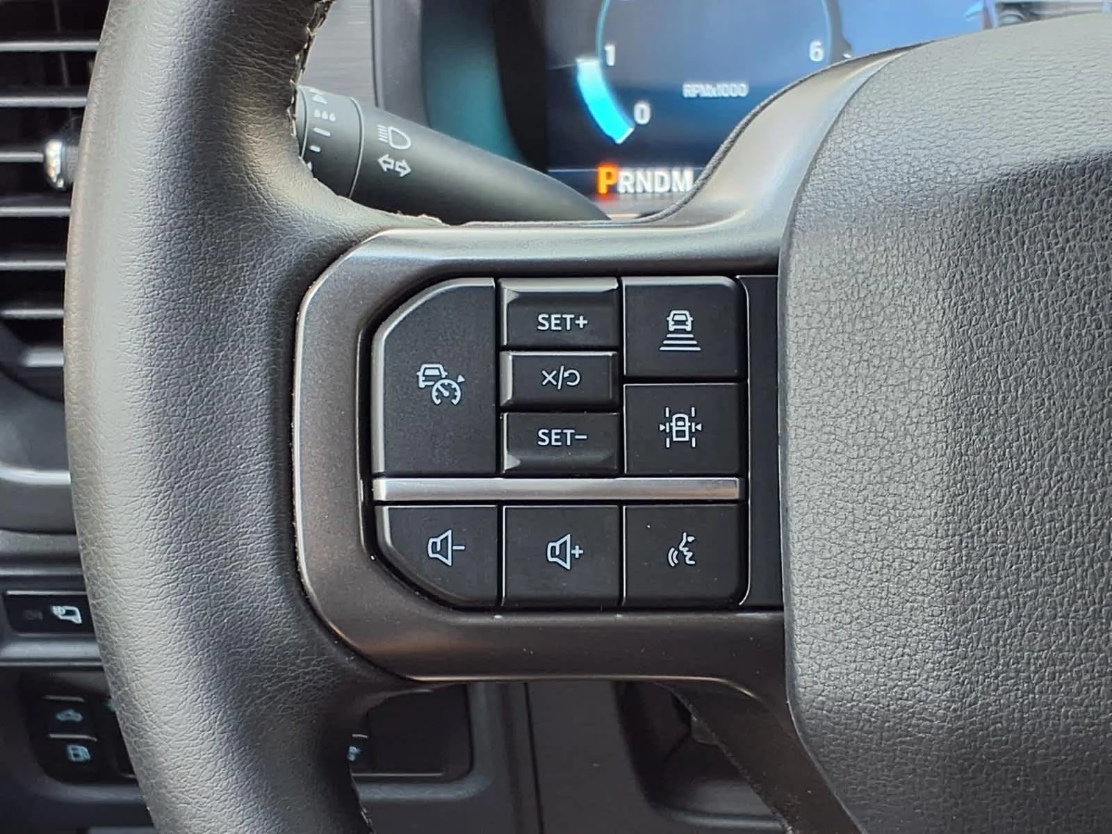 Used 2024  Ford XLT image 28