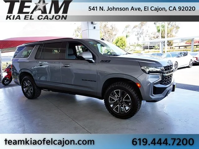 Used 2022 Gray Chevrolet Z71 image 10