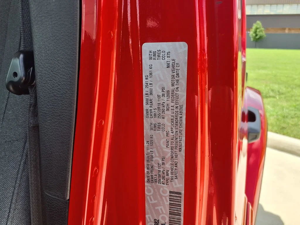Used 2025 Red Jeep Sahara image 35