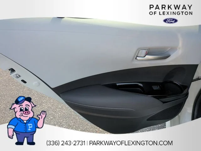 Used 2019 White Toyota XSE image 26