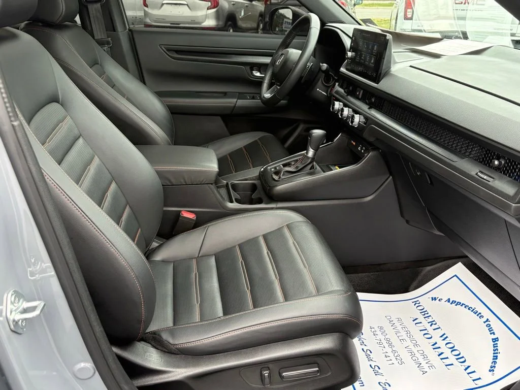 Used 2024  Honda Sport-L image 22