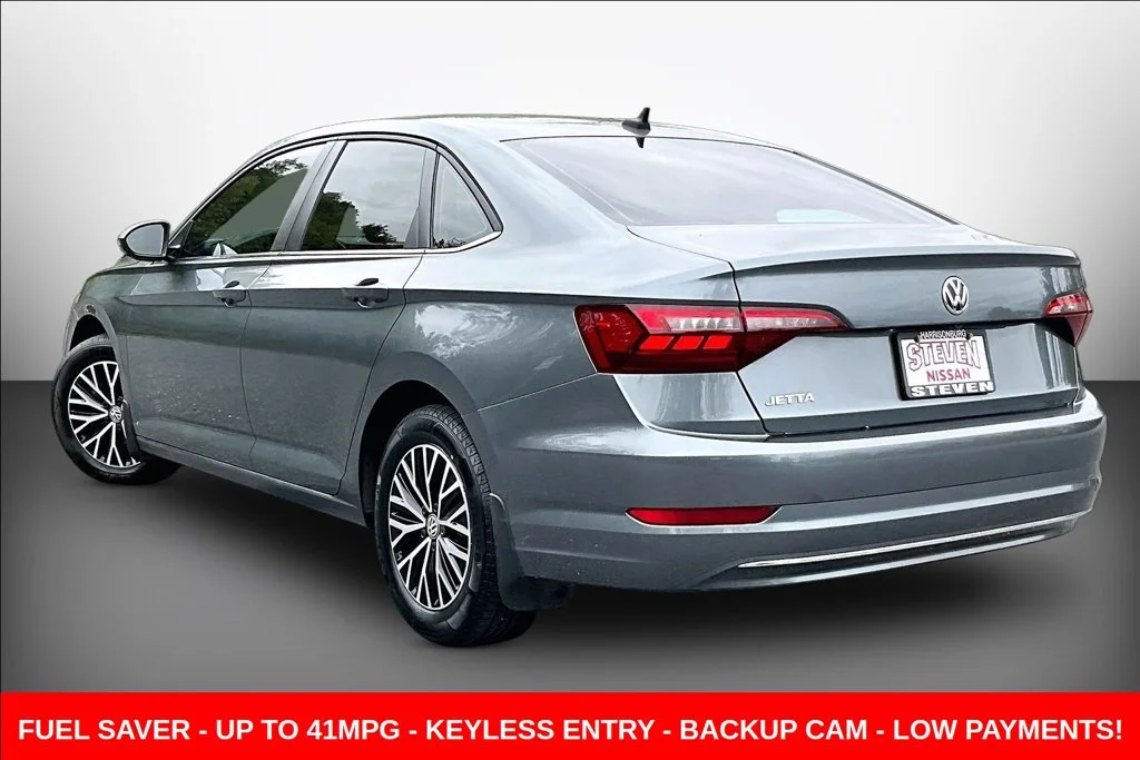 Used 2021 Gray Volkswagen 1.4T S image 4