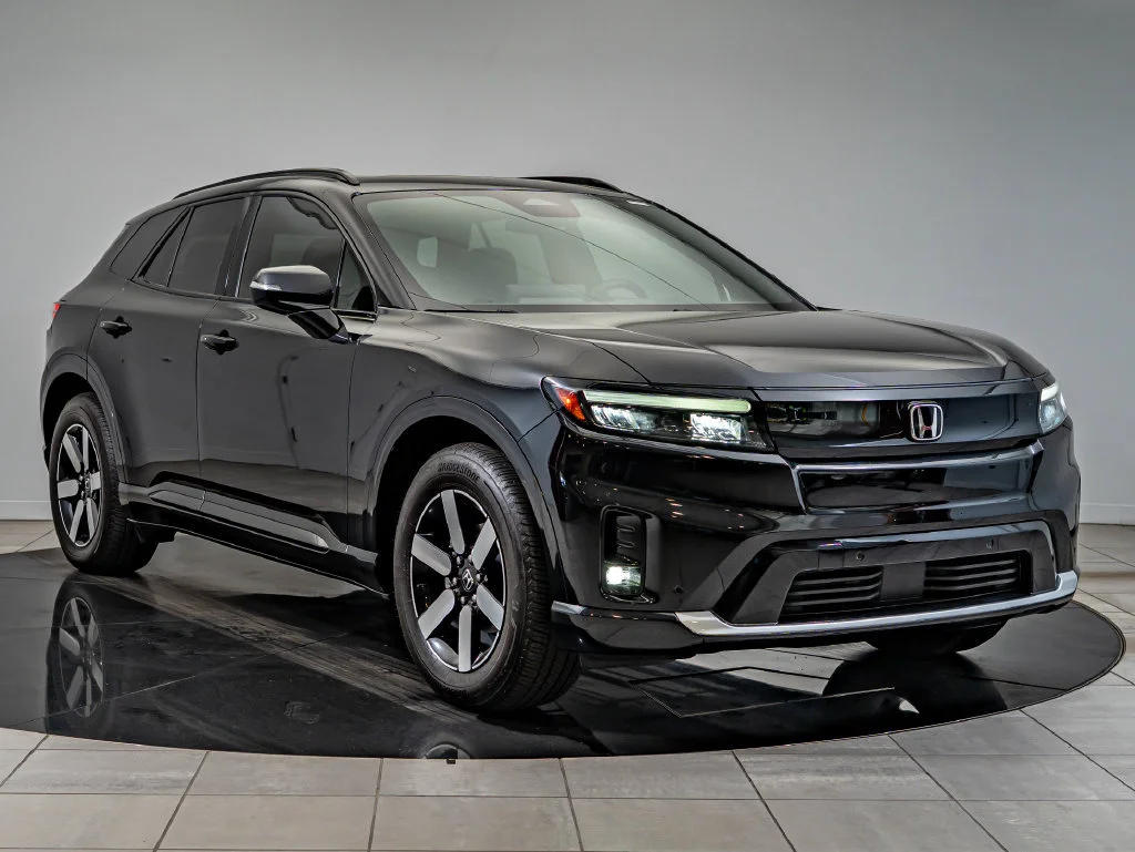 Used 2024 Black Honda Touring image 3