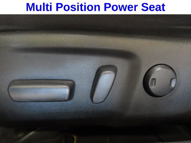 Used 2016 Silver Toyota LE image 19