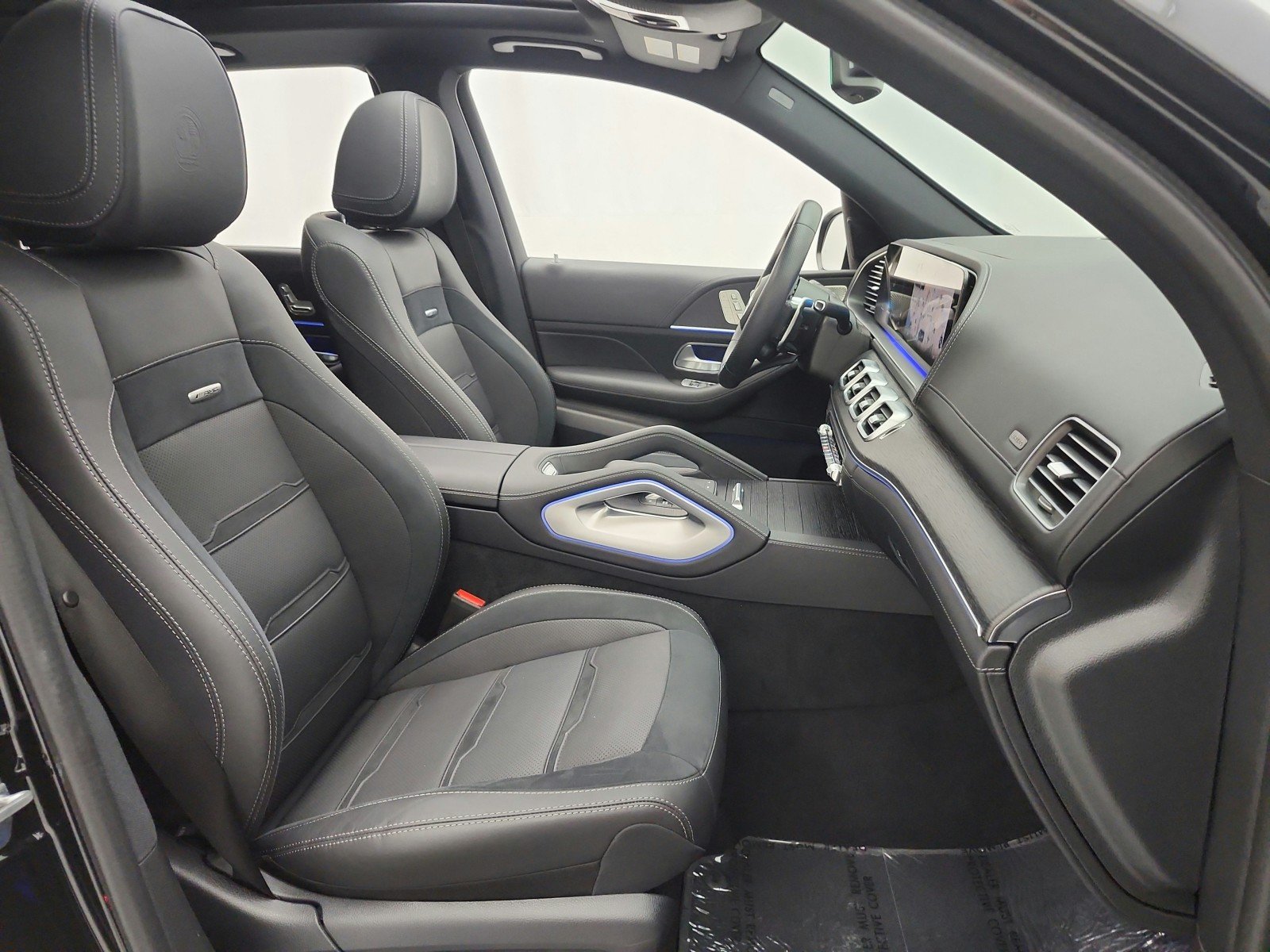 Certified Used 2026 Obsidian Black Metallic Mercedes-Benz AMG® GLE 53 4MATIC+ SUV image 19