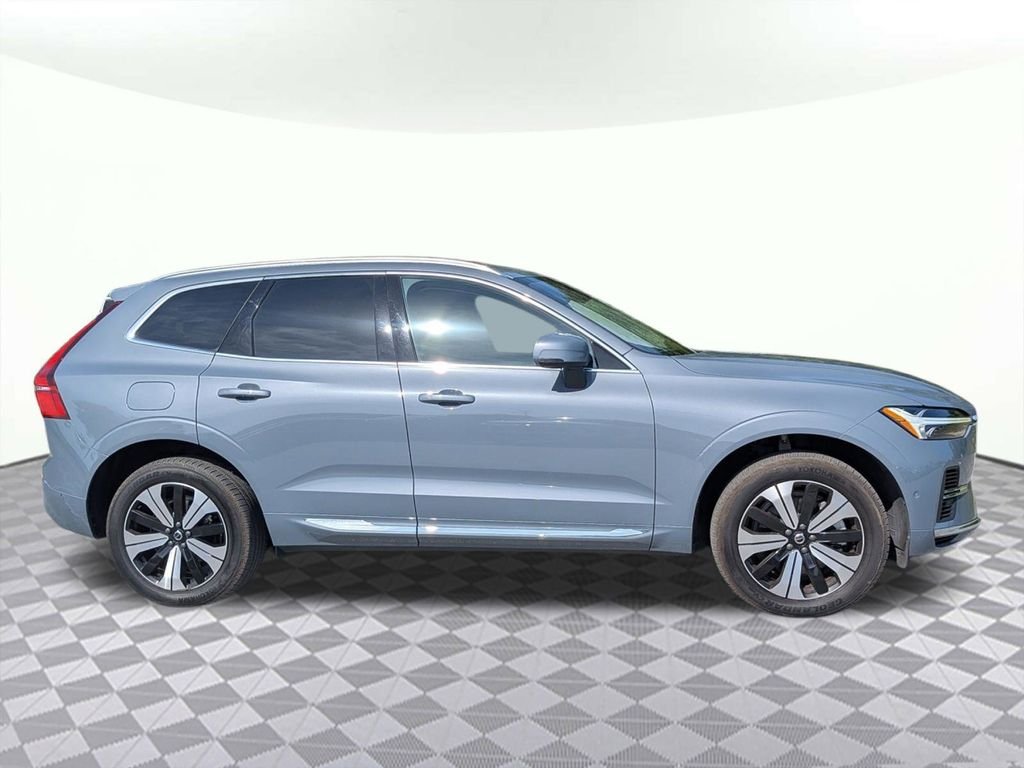 Used 2023 Volvo XC60 Plus with VIN YV4H60DEXP1254811 for sale in Lake City, FL
