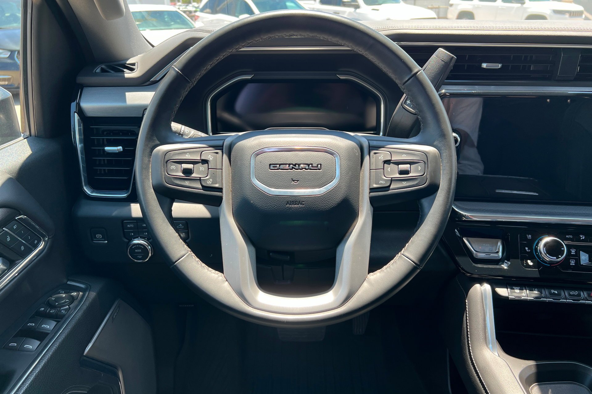 Used 2024 Onyx Black GMC Denali image 13