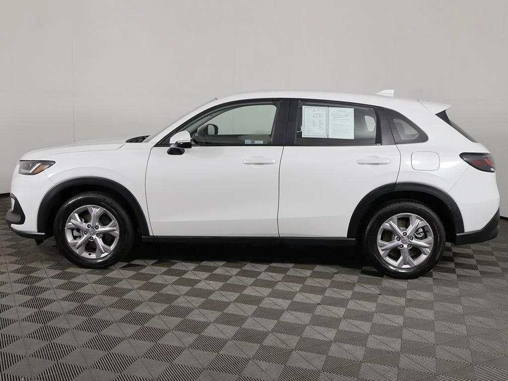 Certified Used 2024 Platinum White Pearl Honda LX image 14