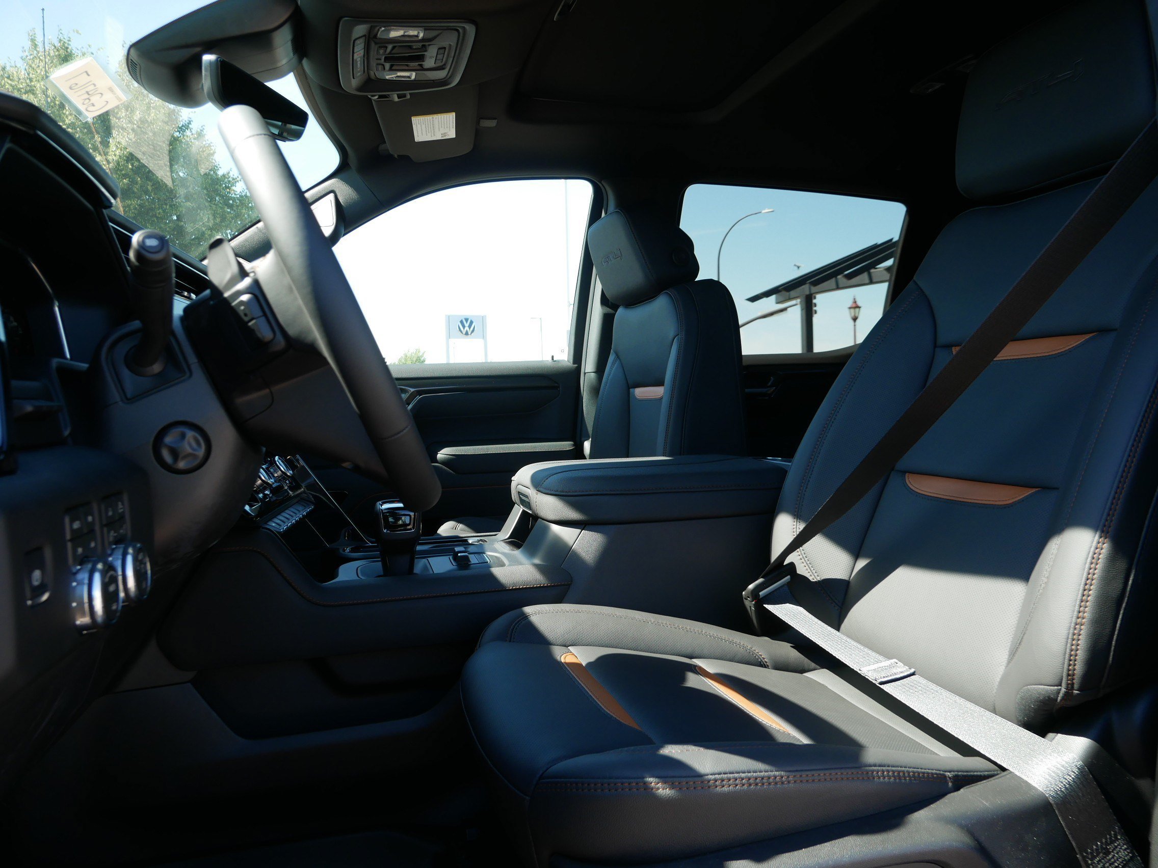 2026 GMC Sierra 1500 AT4 - Photo 4