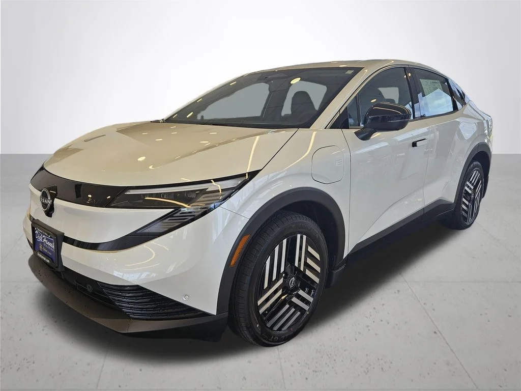 New 2026 Everest White Pearl TriCoat Nissan SV+ image 2