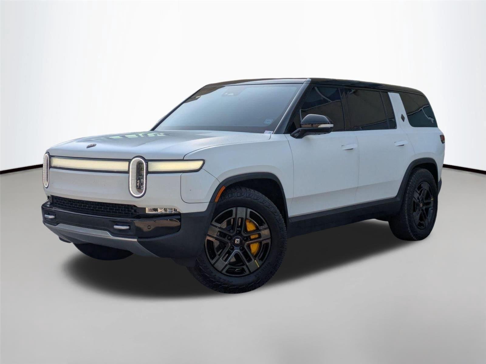 2023 Rivian R1S Adventure