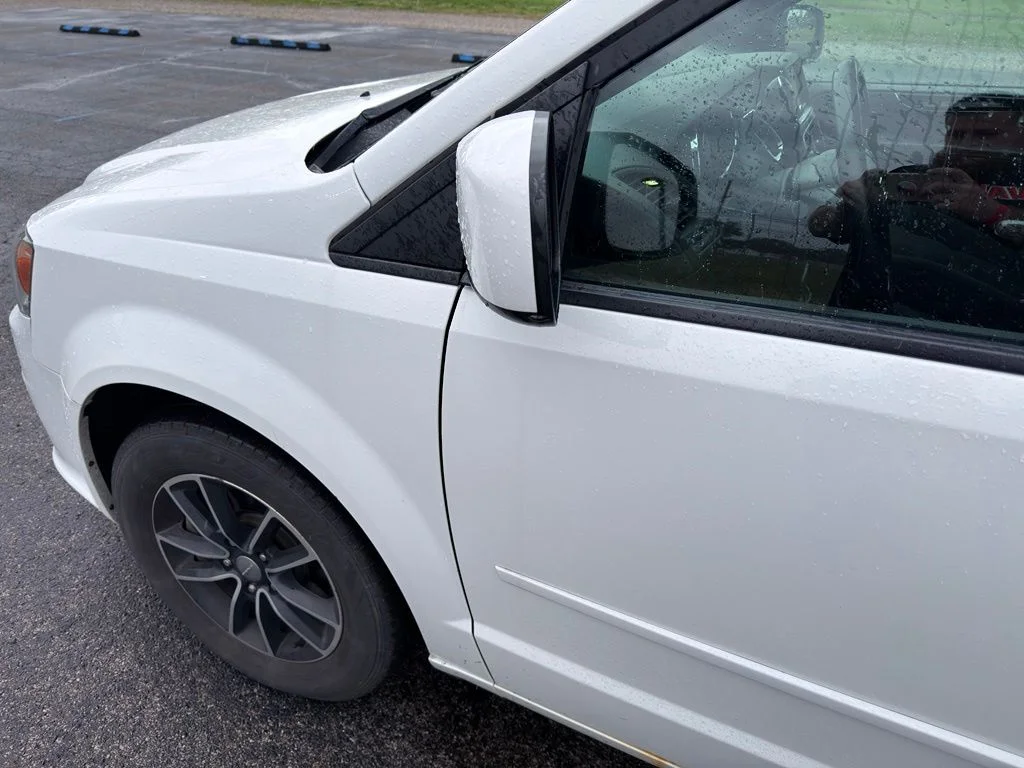 Used 2017 White Dodge SE Plus image 15