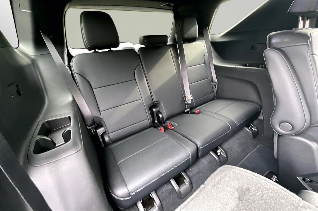 Used 2025 Black Chevrolet LT image 24