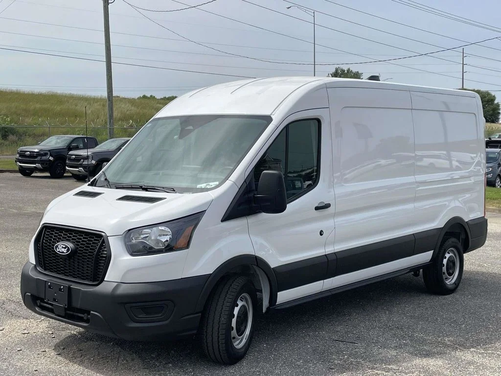 New 2026 White Ford Base image 7