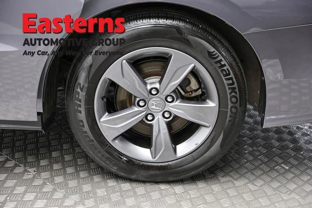 Used 2022 Gray Honda EX image 9