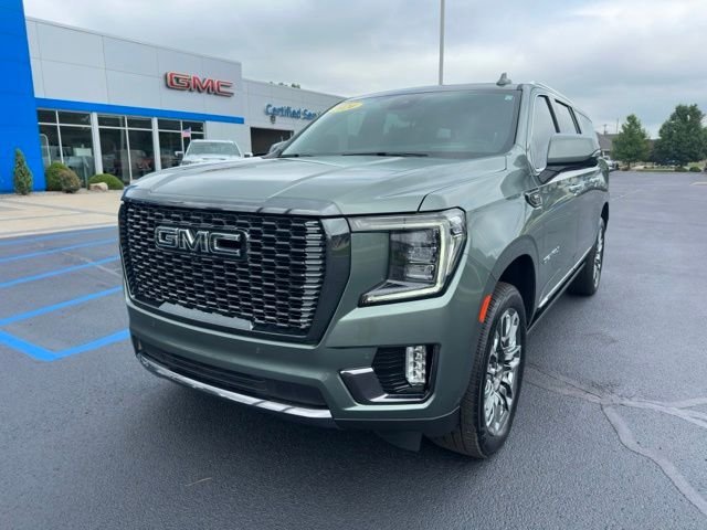 Used 2024 Green GMC Denali Ultimate image 2