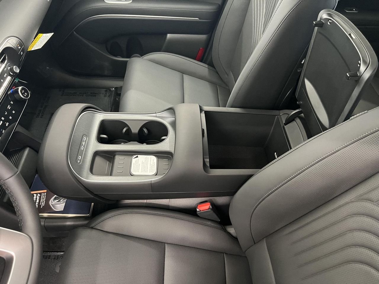 New 2027 Creamy White Pearl Hyundai SEL 8P image 18
