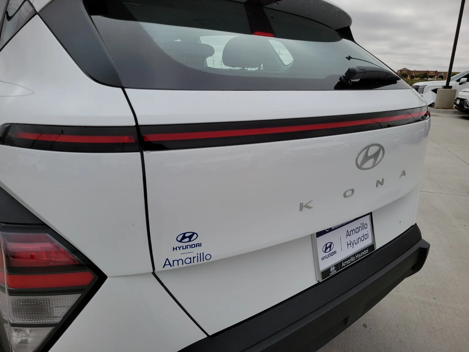 New 2027 Atlas White Hyundai SE 4dr Front-Wheel Drive image 8