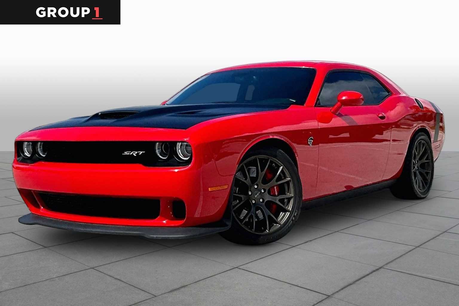 2016 Dodge Challenger SRT Hellcat's photo