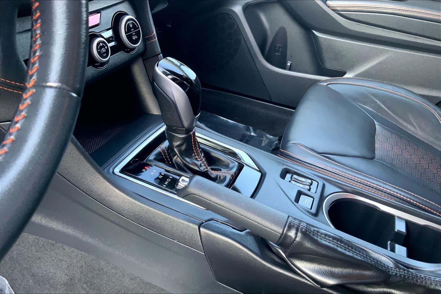 Used 2023 Ice Silver Metallic Subaru Limited image 17
