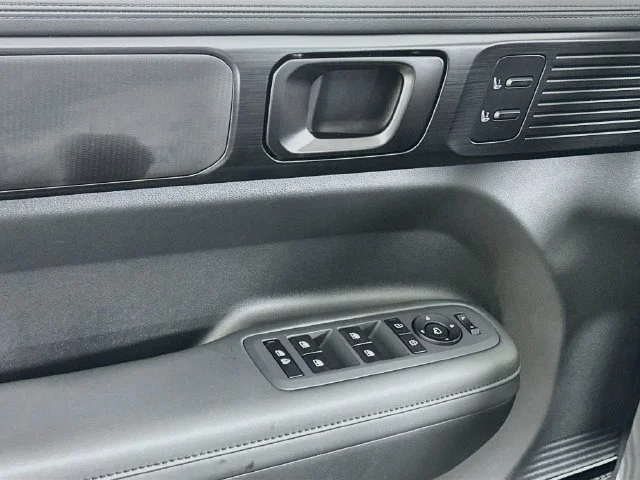 New 2027 Gray Hyundai Calligraphy image 10