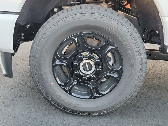 New 2026 Oxford White Ford F-250® XL image 24