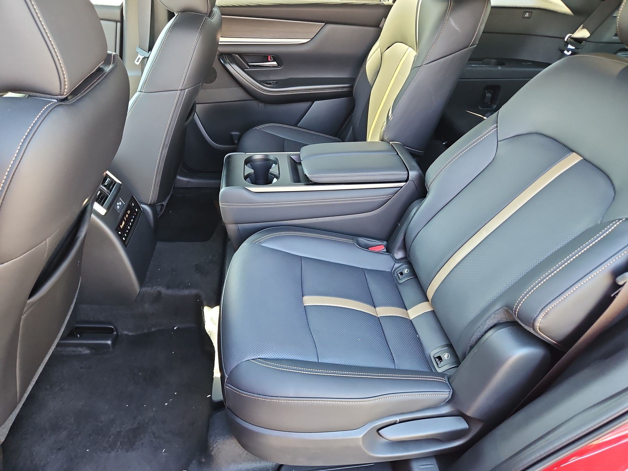 2026 Mazda CX-90 Premium Plus Package - Photo 6