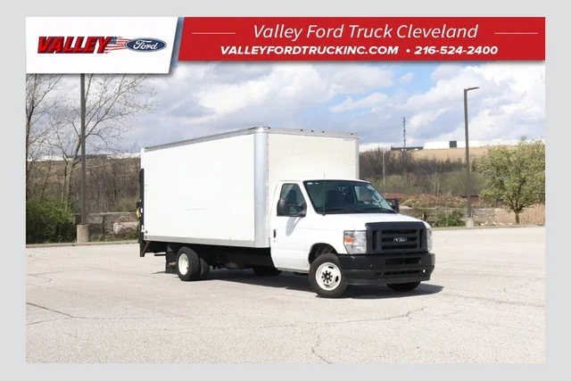 2024 Ford E-350SD Base