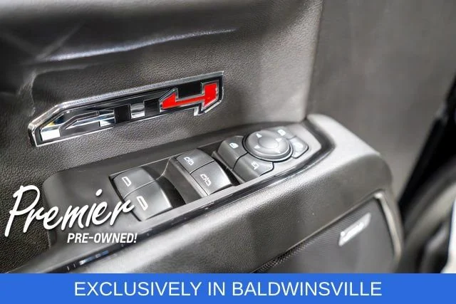 Used 2024 Onyx Black GMC AT4 image 19