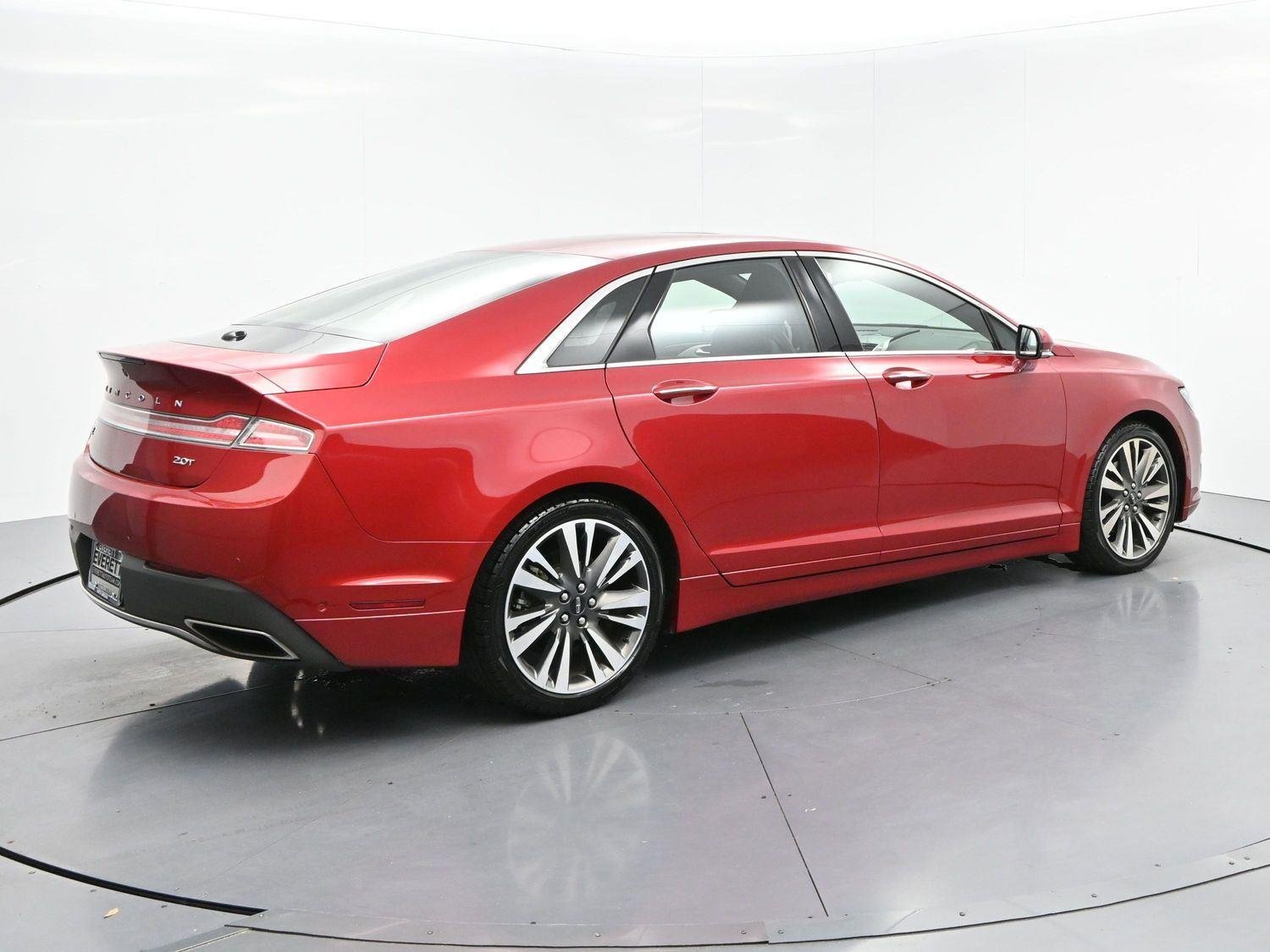 Used 2020 Red Carpet Metallic Tinted Clearcoat Lincoln Reserve image 7