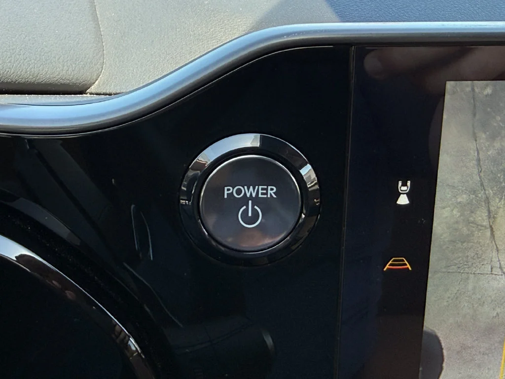 Used 2025  Lexus NX 350h Luxury image 31