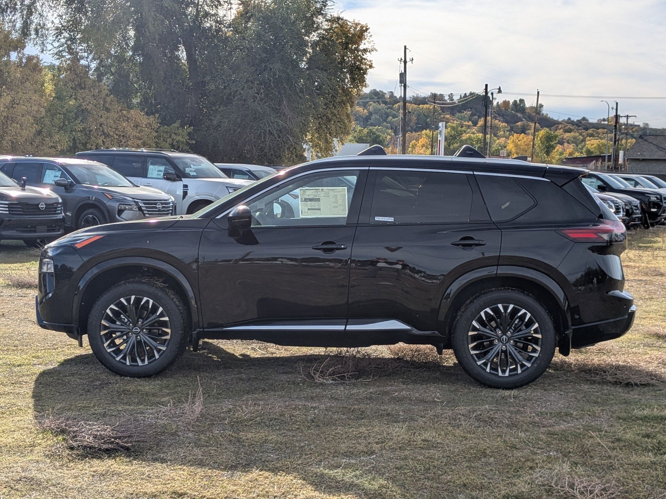 2026 Nissan Rogue Platinum - Photo 7