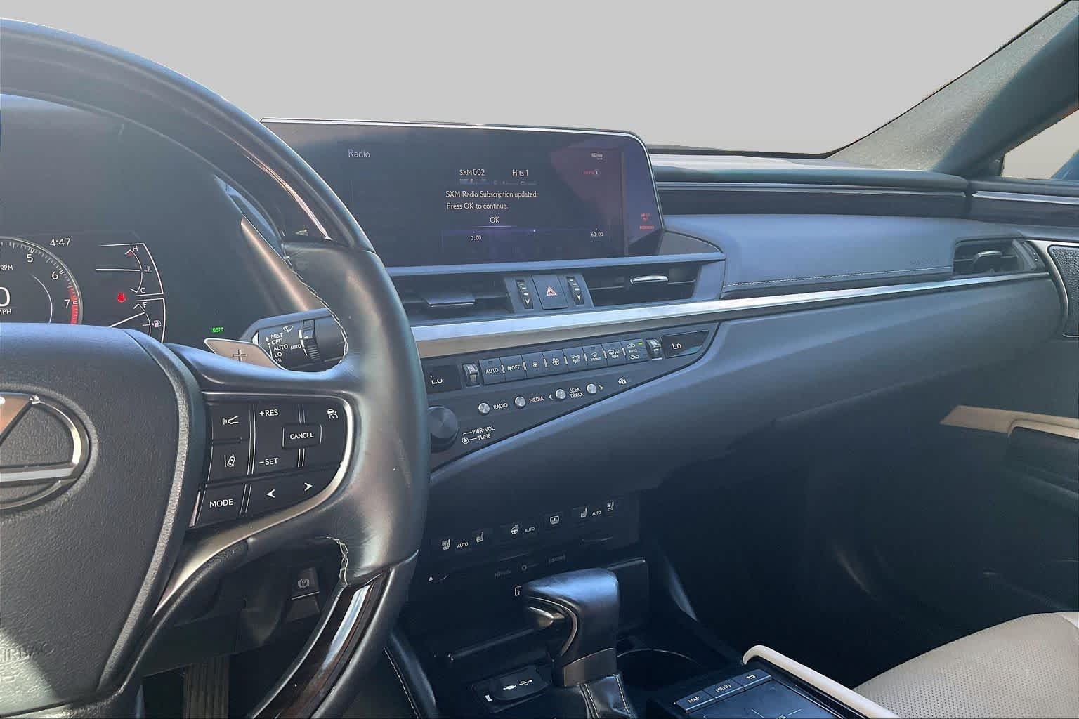 Used 2019 Nebula Gray Pearl Lexus Ultra Luxury image 7
