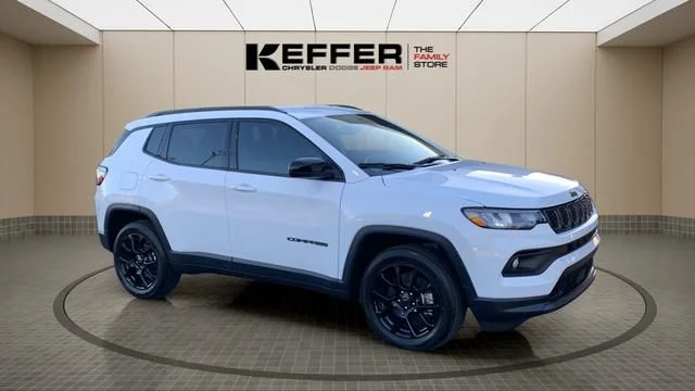 New 2026 White Jeep Latitude image 8